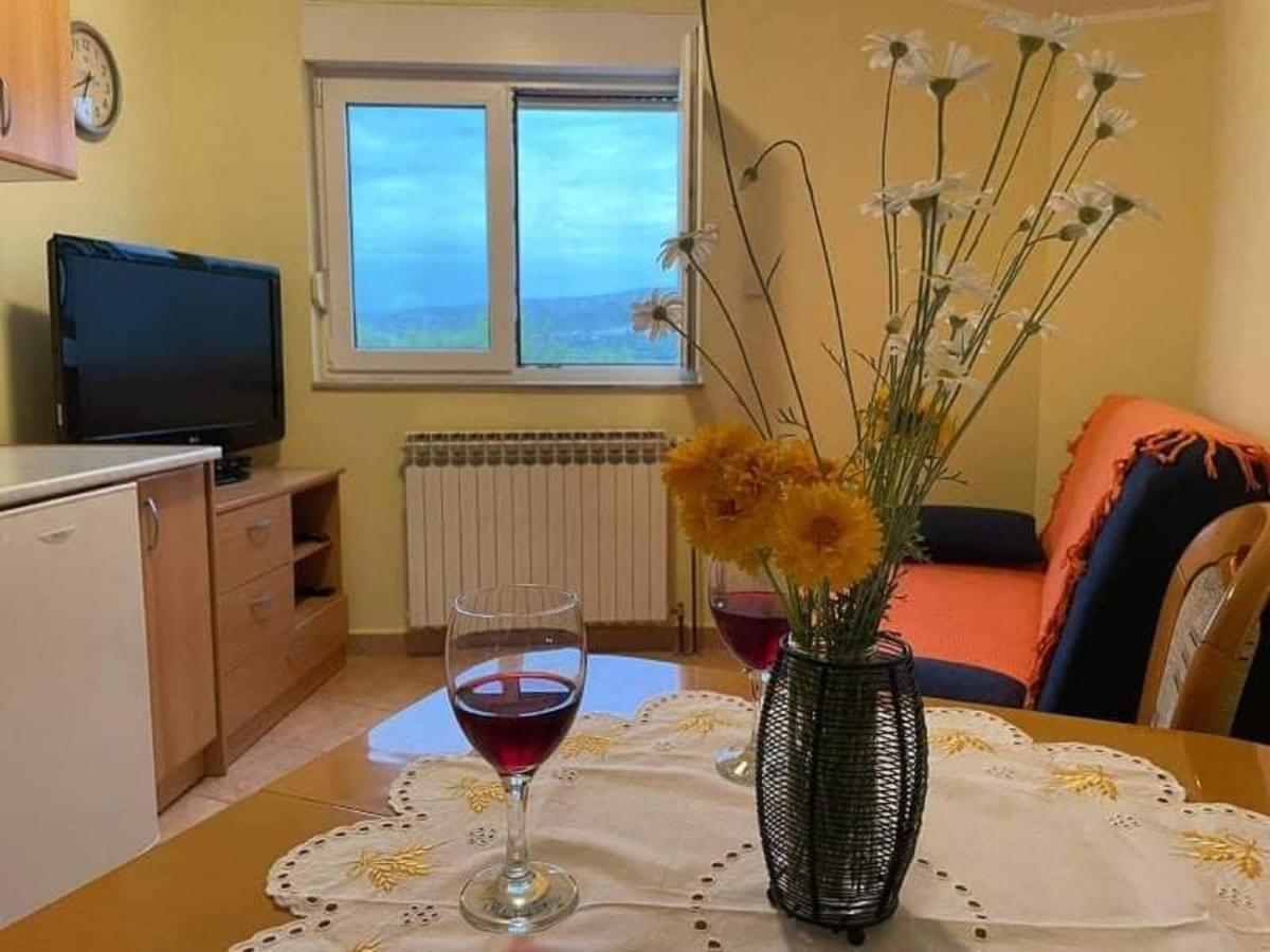 Apartman Luka Jadrtovac Dış mekan fotoğraf