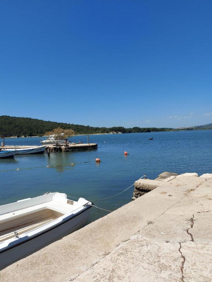 Apartman Luka Jadrtovac Dış mekan fotoğraf