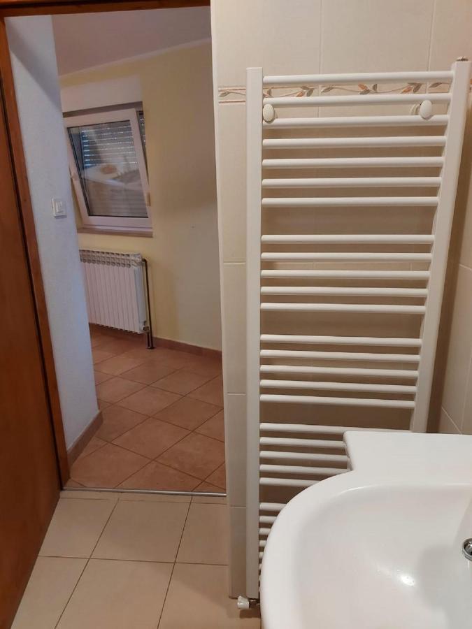 Apartman Luka Jadrtovac Dış mekan fotoğraf